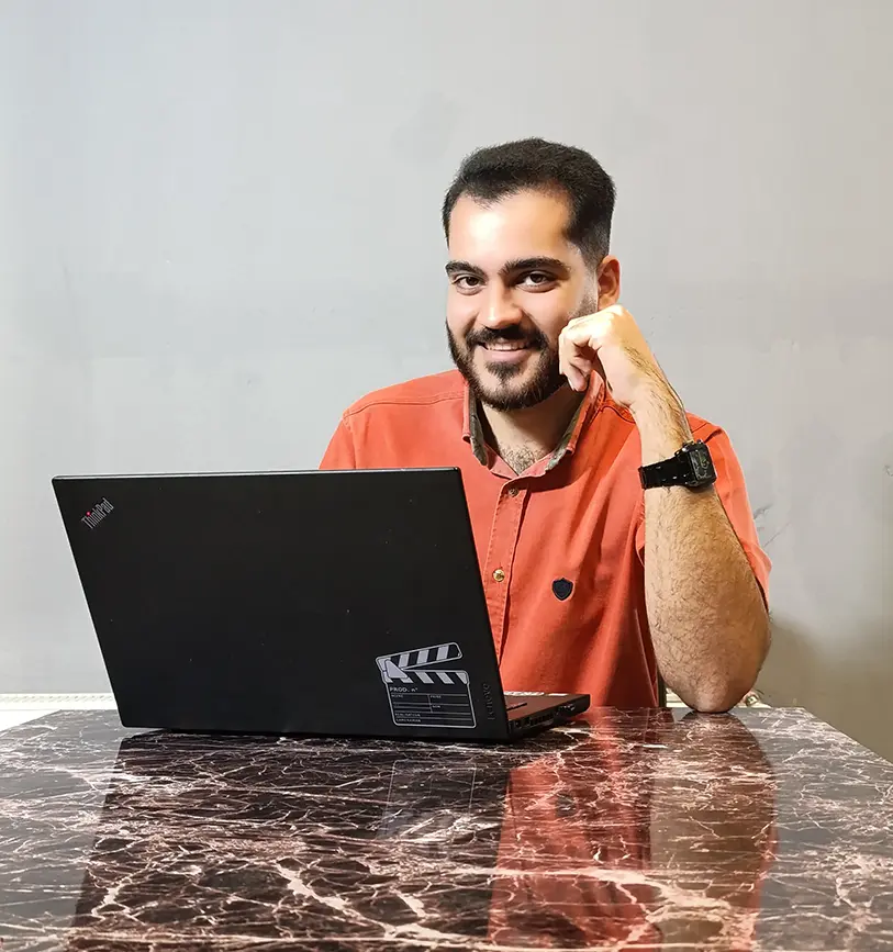 علیرَضا عادل زاده ، مربی طراحی سایت